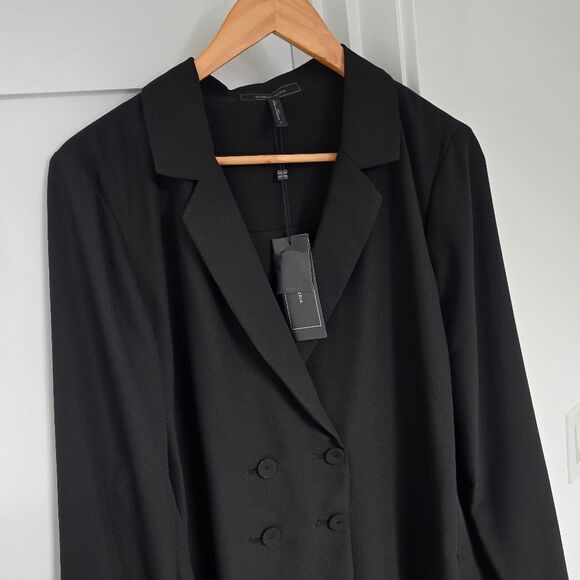 🆕️ BCBGMAXAZRIA Double-Breasted Crepe Blazer Blouse in Black - Picture 4 of 13